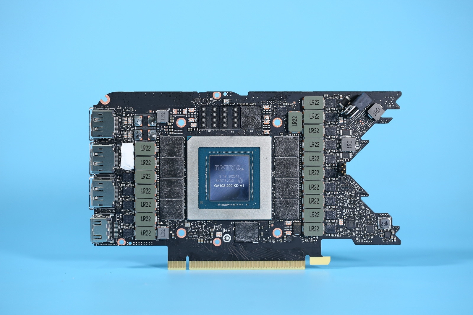 RTX 3080仅用19Gbps GDDR6X显存 NVIDIA真不是小气:发热太大插图 RTX 3080仅用19Gbps GDDR6X显存 英伟达真不是小气:发热太大