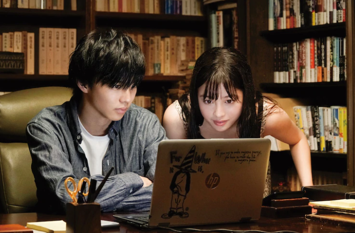 电影《小说之神》大量新剧照 桥本环奈雨后湿身照在列