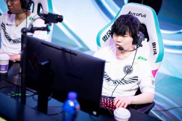 LOL：Perkz口嗨左手，他会成为世界赛笑话，LPL被高估