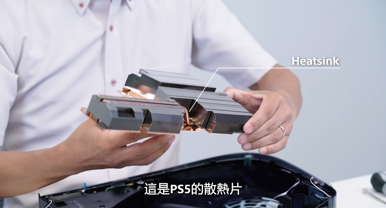 PS5官方拆解视频来了 一窥SIE至今最具革命性的游戏主机内幕