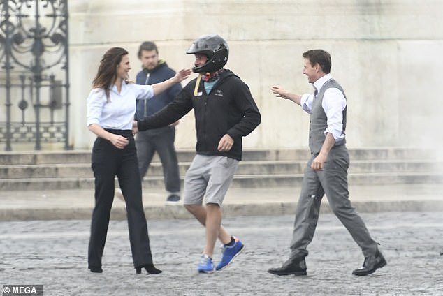 《碟中谍7》新片场照 年近6旬阿汤哥略显老态