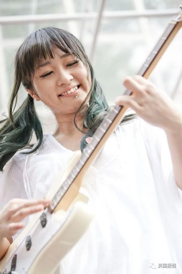 跳楼、卧轨、上吊自杀：日本社会正在逼年轻人去死