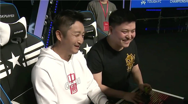 邹市明与妻子入股电竞公司 曾跨界击败电竞大神