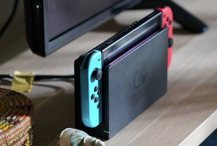 NS系统更新：11.0.0，可以将相册传到手机和PC