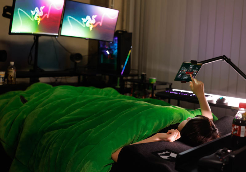 宅男游戏毛毯“Wata Tank”日本开售，“伊织萌”担任模特