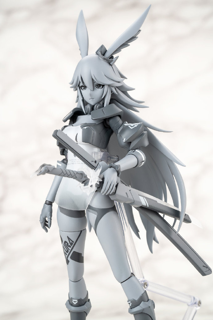 手办模型： 【《崩坏3》八重樱  1/8 手办 御神装·勿忘】APEX-TOYS