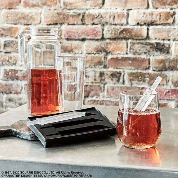 SE推出《最终幻想7 重制版》破坏剑造型冰格