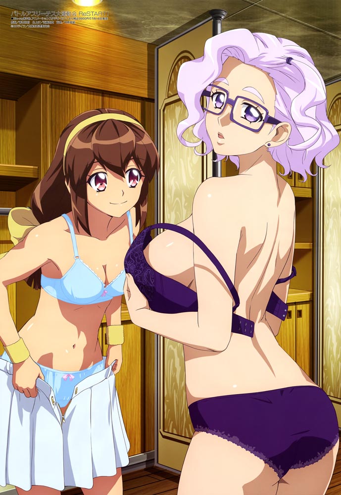 新番动画美少女版权绘「Megami MAGAZINE」2021年8月号