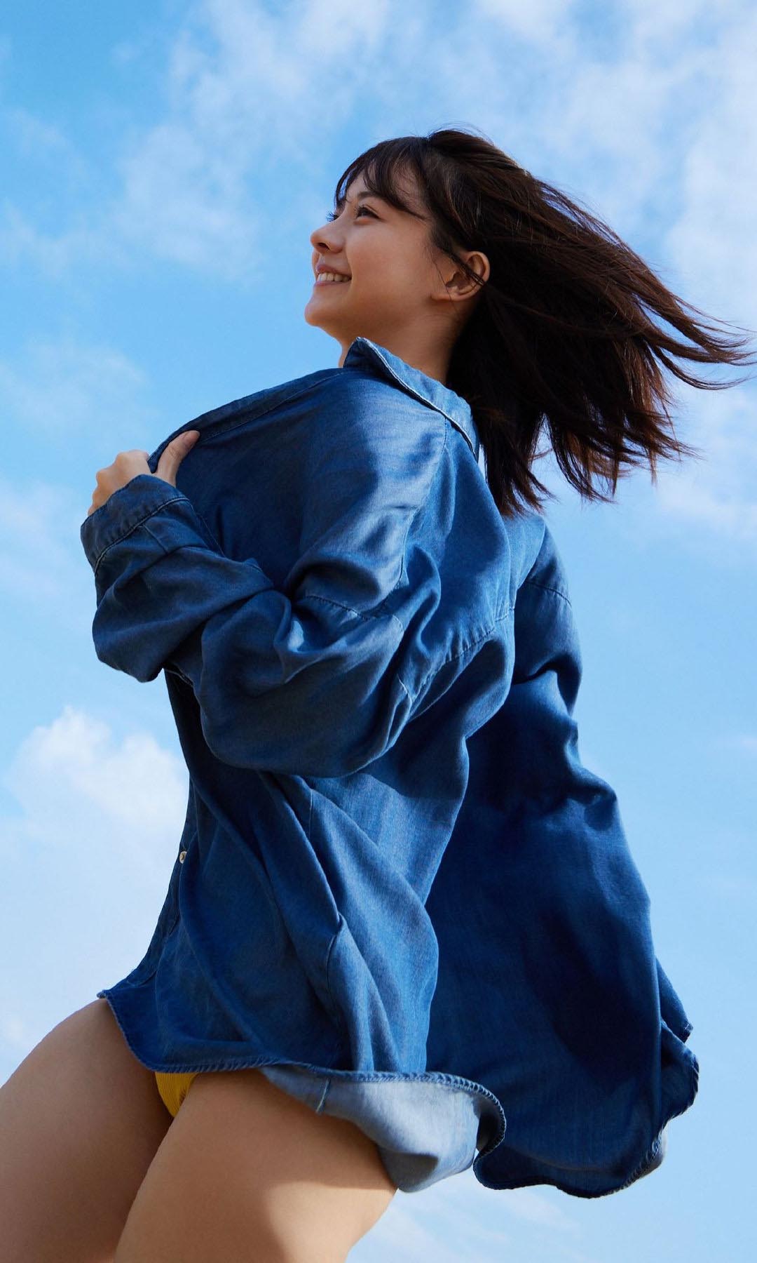 浅仓唯 【泳装写真集 94P】