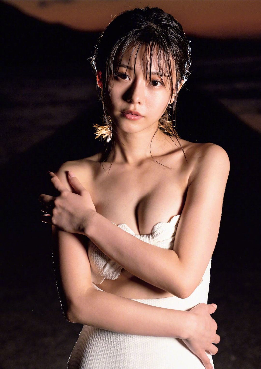 杂志[Weekly Playboy] 浅仓唯 首次登上封面