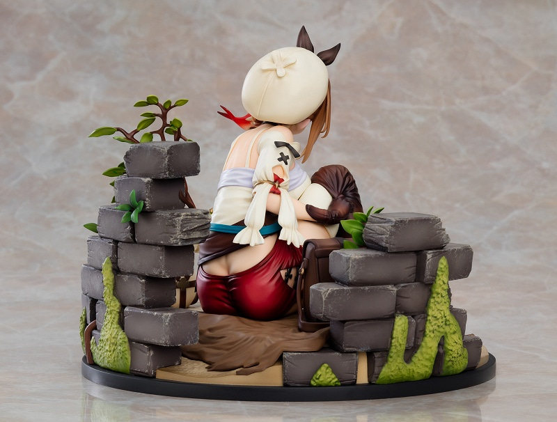 手办模型：MaxFactory《莱莎的炼金工房》1/6 莱莎