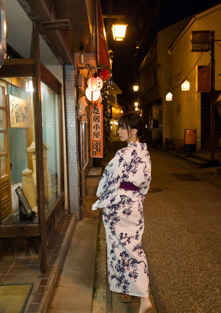 伊织萌 2021年写真集“内緒話”【完整版110P】