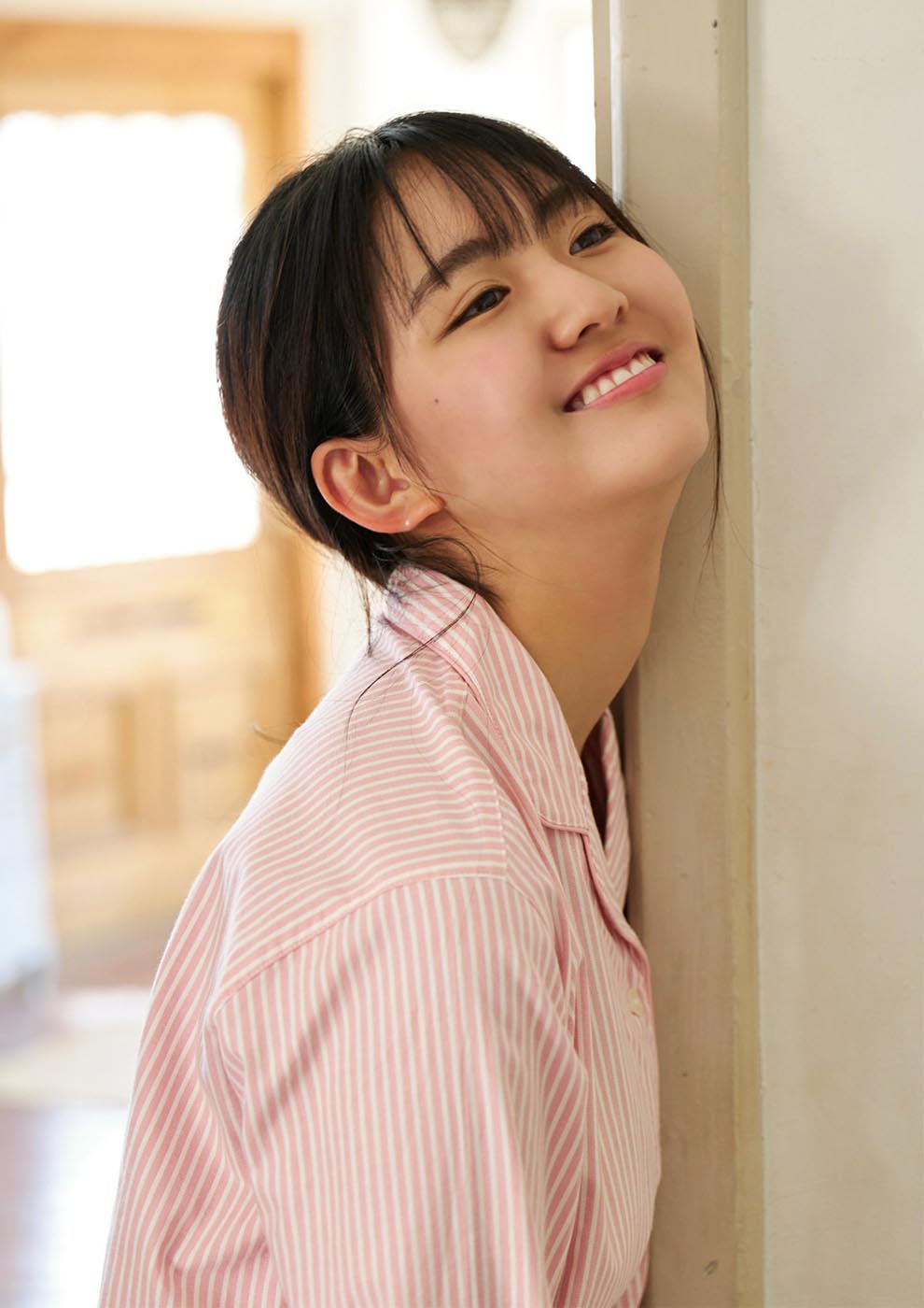 丰田露娜「挑発的な女のコ。」BRODY数字写真集