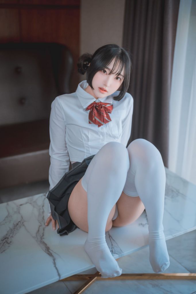 【写真福利】Hanari - Swimming Lessons?