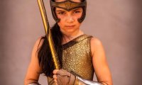 《神奇女侠2》幼年戴安娜和亚马逊战士造型照曝光