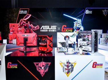 华硕推出 元祖高达/夏亚扎古 2款配色系列配件【天猫京东预售】