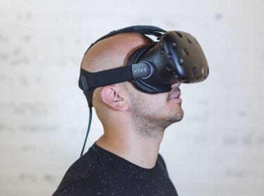 三星、斯坦福联合开发最精细OLED 或彻底改变VR市场