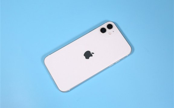 富士康加班疯狂生产iPhone12 新入职人员奖励9000元