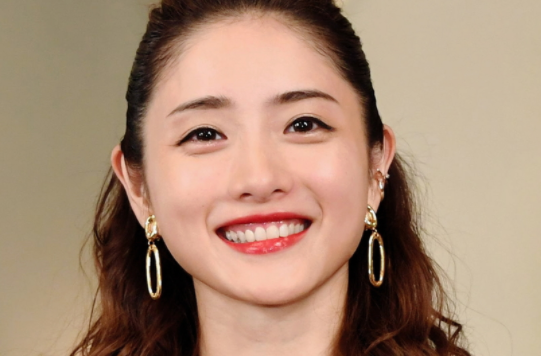 石原里美结婚！对方乃圈外人