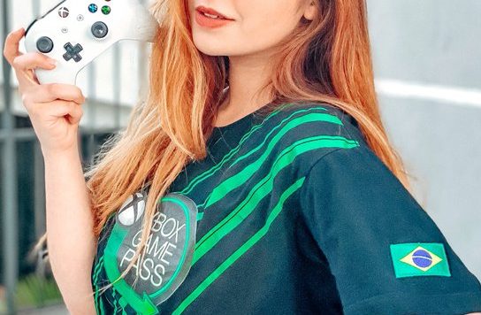 Xbox巴西女主持遭遇网络骚扰 公司却决定把她开除