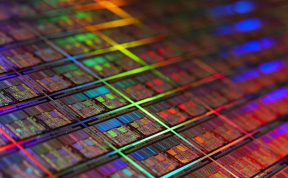 三星5nm LPE工艺进展顺利 首批SoC骁龙875即将面世