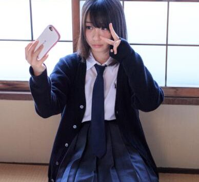 【伊织萌】“两人的秘密”JK制服 写真集