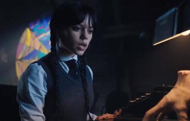 “亚当斯一家”衍生剧《星期三》正式预告公开，11月23日上线