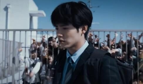 漫改真人电影《僵尸百分百》预告公开,8月3日开播